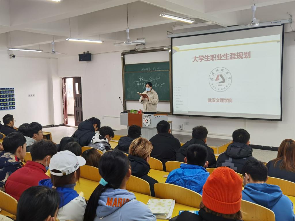 4D1F7A704E91D040CE10625D9AB4536E 4D1F7A704E91D040CE10625D9AB4536E